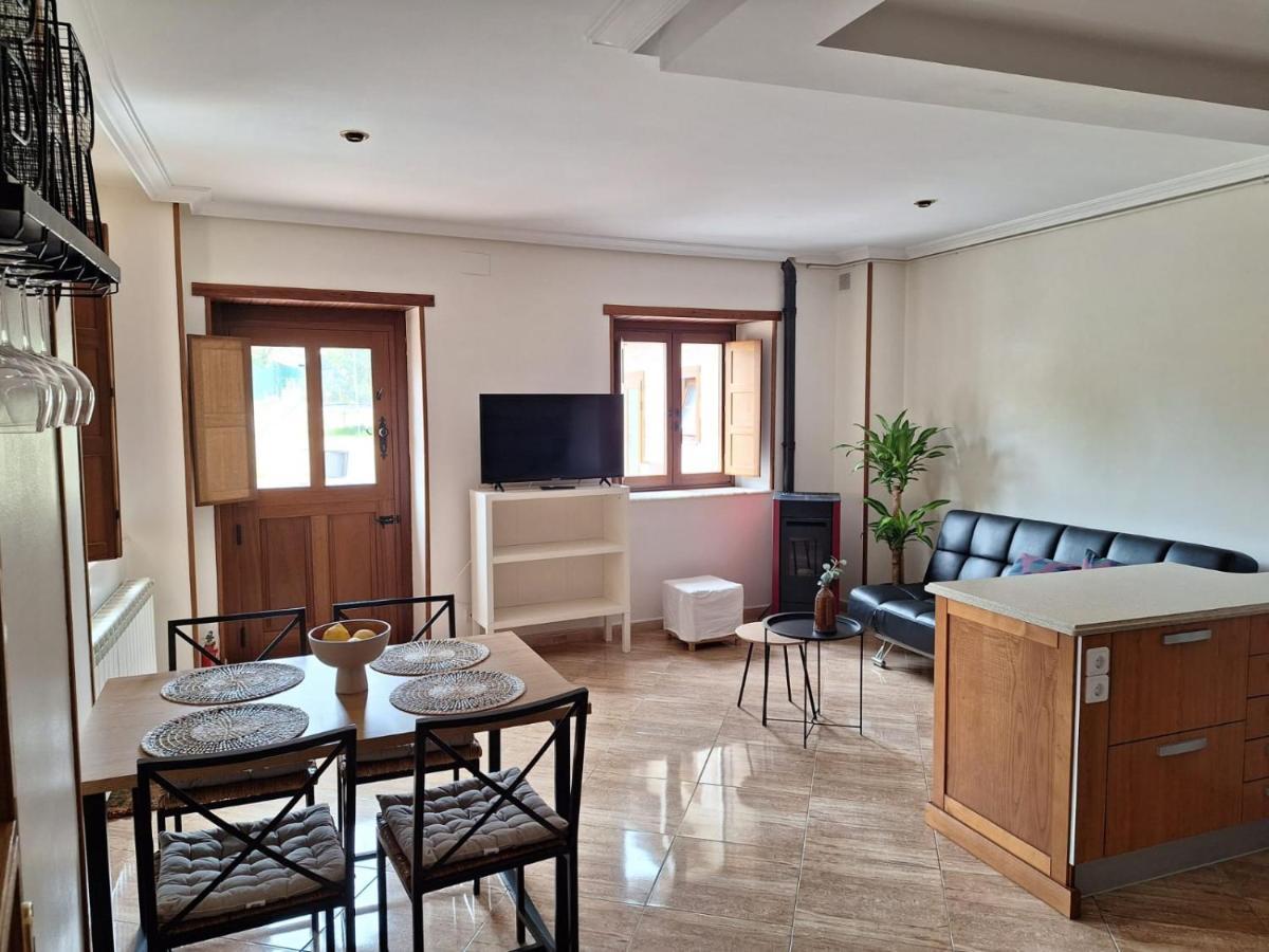 La Santina Y Su Jardin Apartment Aviles Exterior photo